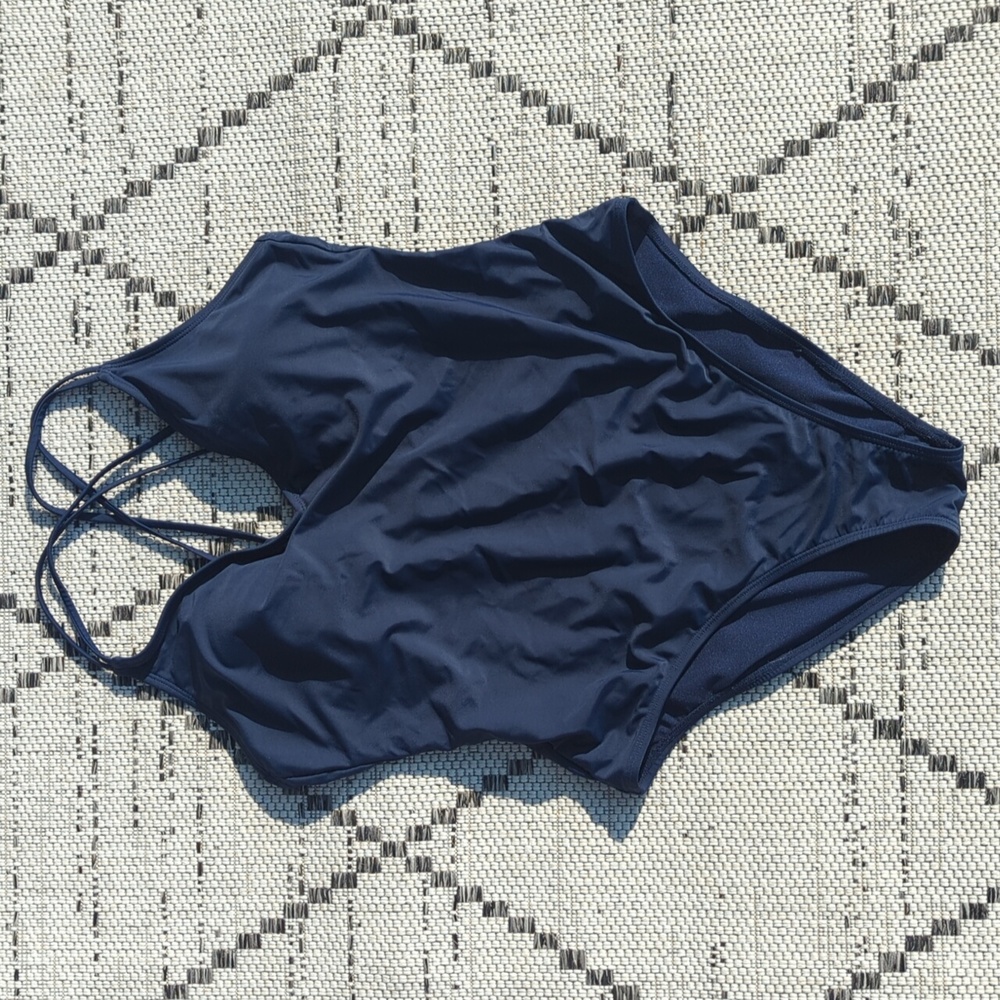 XXL Hurley One Piece